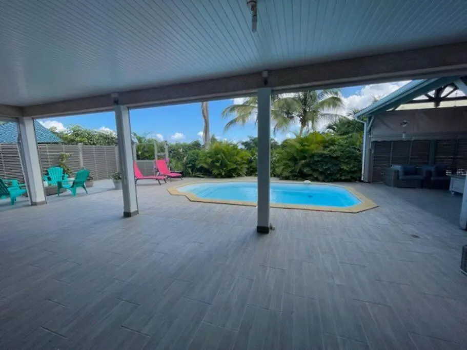 Magnifique Villa Avec Piscine Et Jardin 圣罗斯 0*,  瓜德罗普